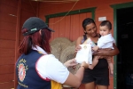 Entrega de regalos de navidad
